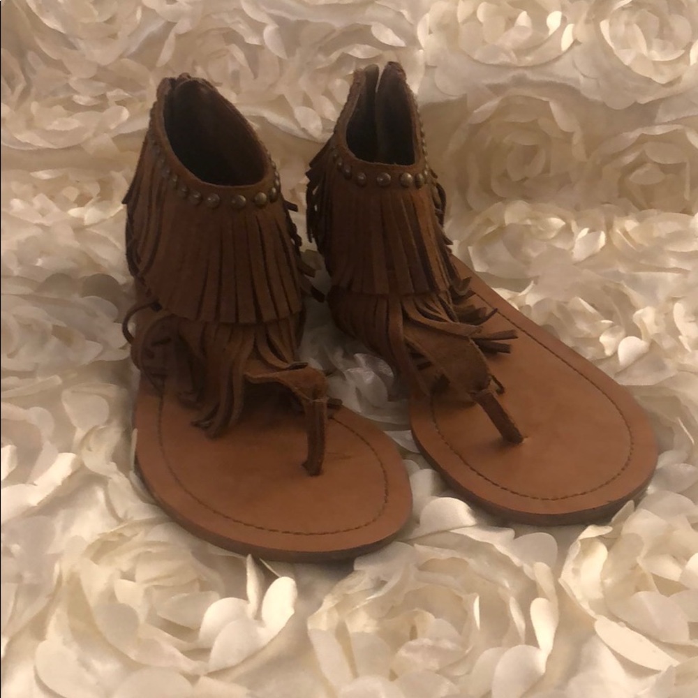 Steve Madden fringe sandals